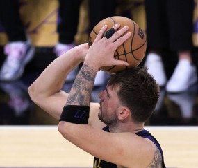 开云-东契奇：我们三分命中率其实还不错 本可以再进一些但就是进不了